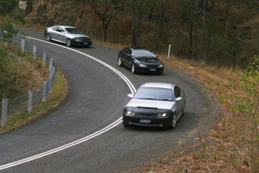  Holden Monaro V2 2001 года  (фото 31 из 53)